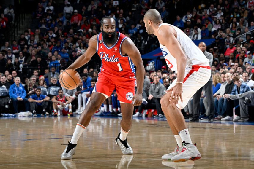 NBA: James Harden consigue triple doble y empata récord de asistencias con 76ers