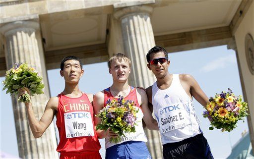 Latinoamérica se cuelga su primera medalla; Bolt y Gay cumplen