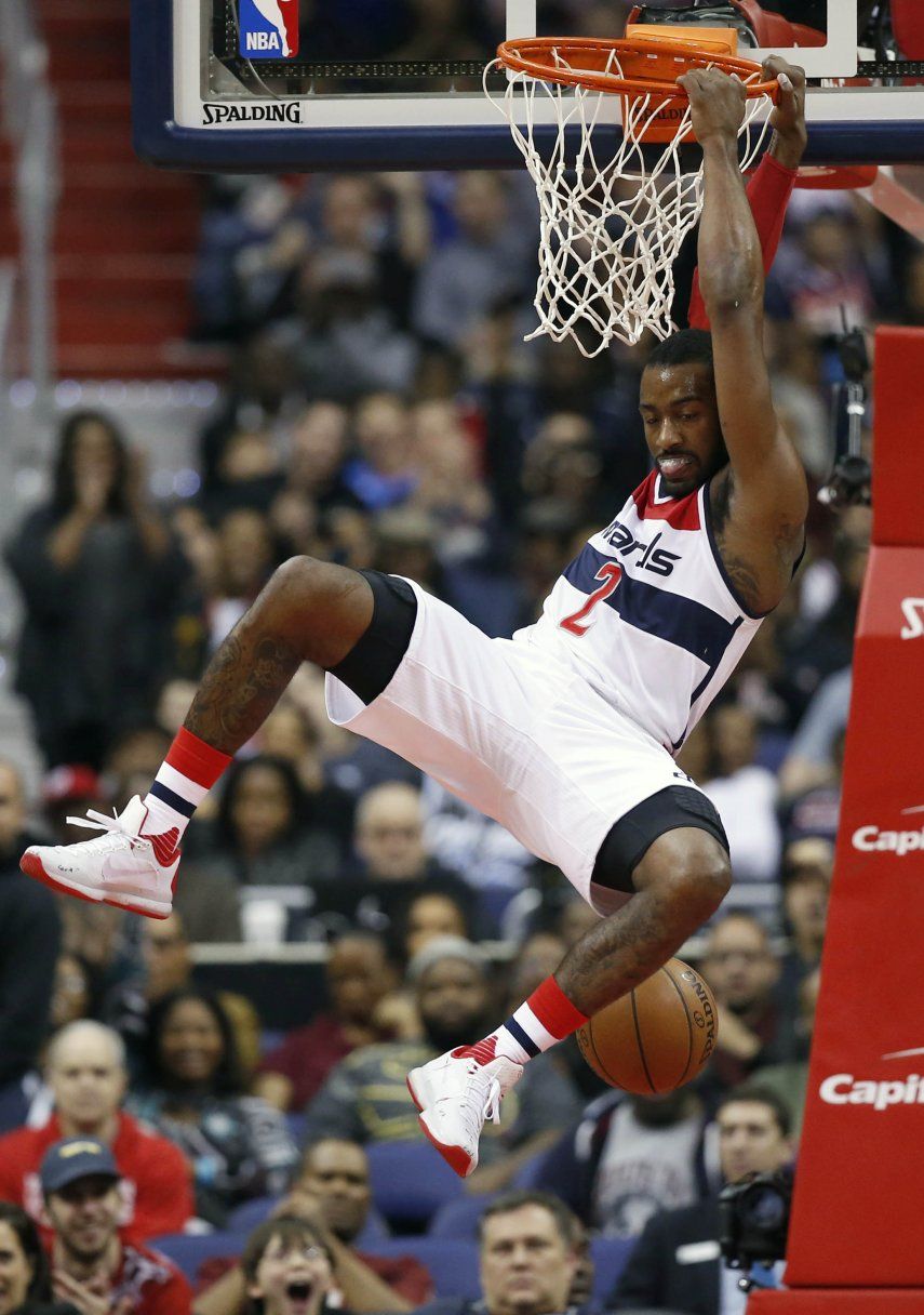 Wall y Porter llevan a Wizards a triunfo sobre Magic