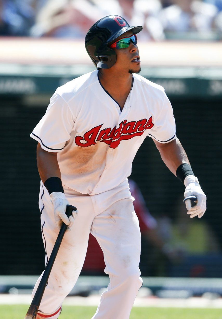 Brantley pega jonrón y los Indios vencen 5-2 a los Yanquis