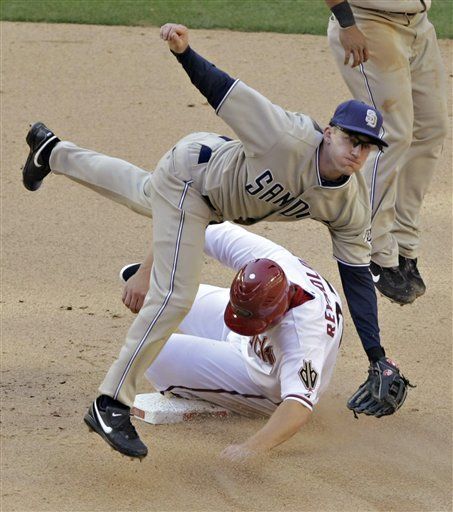 MLB: Diamondbacks 6, Padres 3; Drew pega jonrón dentro del parque
