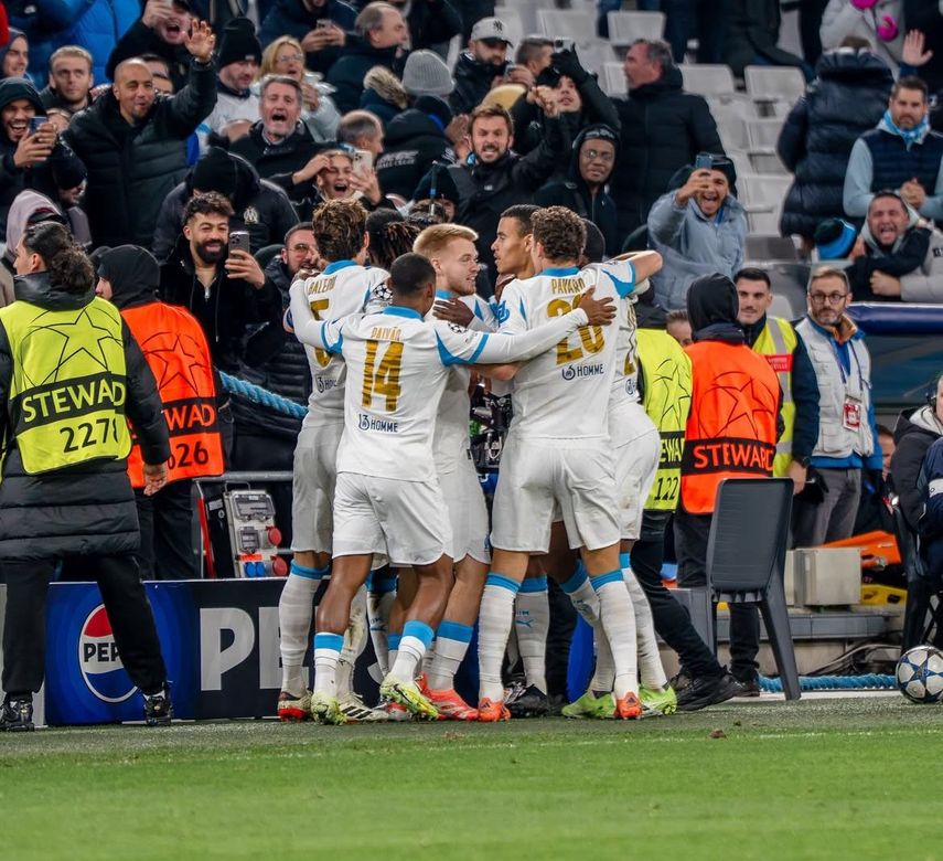 El Olympique Marsella gana al Newcastle sin Amir Murillo