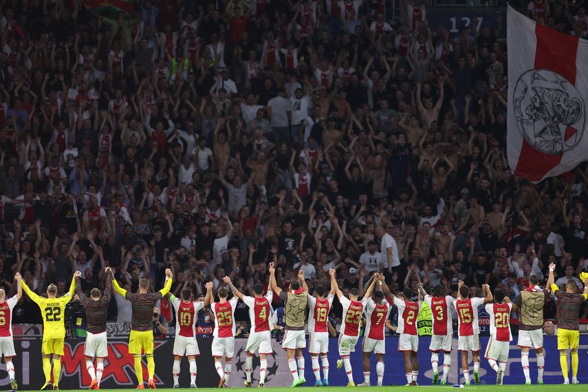 Champions League: El Ajax golea al Rangers