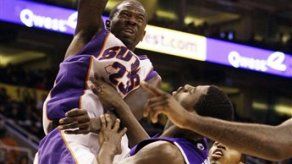 Thunder gana noveno juego consecutivo; Suns ganan 8º de 10