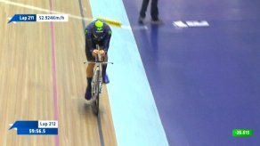 El británico Alex Dowsett bate el récord de la hora (52