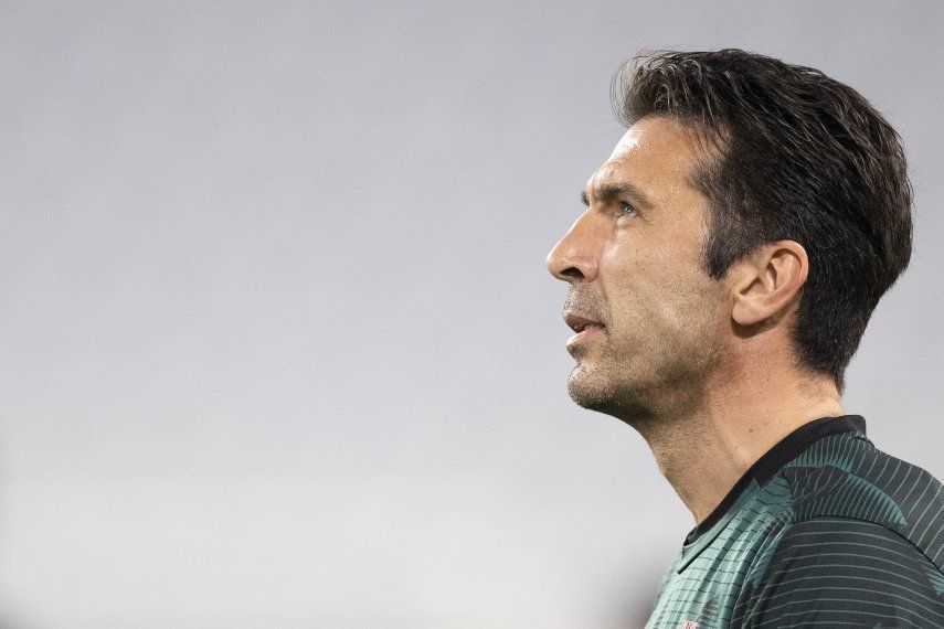 Buffon regresa al Parma 20 años después de su último partido