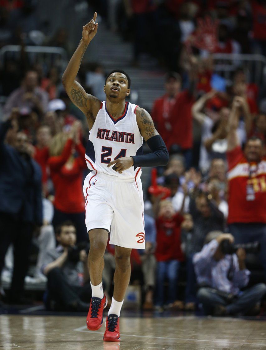 Hawks aprovechan ausencia de Wall y vencen a Wizards