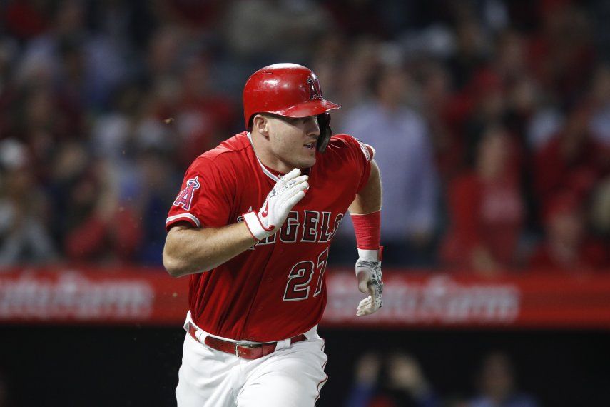Trout sigue en racha, Angelinos ganan 5-4 a Diamondbacks