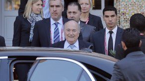 Blatter: FIFA no reabre votaciones sobre Mundiales