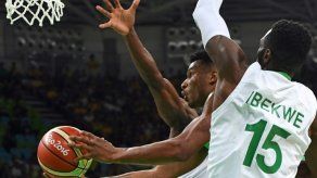 Brasil gana 86-69 a Nigeria y espera para saber si va a cuartos de básquet