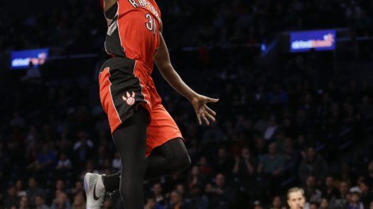 Nets ganan ante Raptors y suman 6 triunfos seguidos