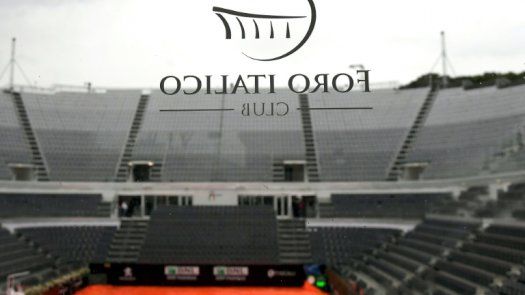 La lluvia aplaza el estreno en Roma de Federer y Nadal al jueves