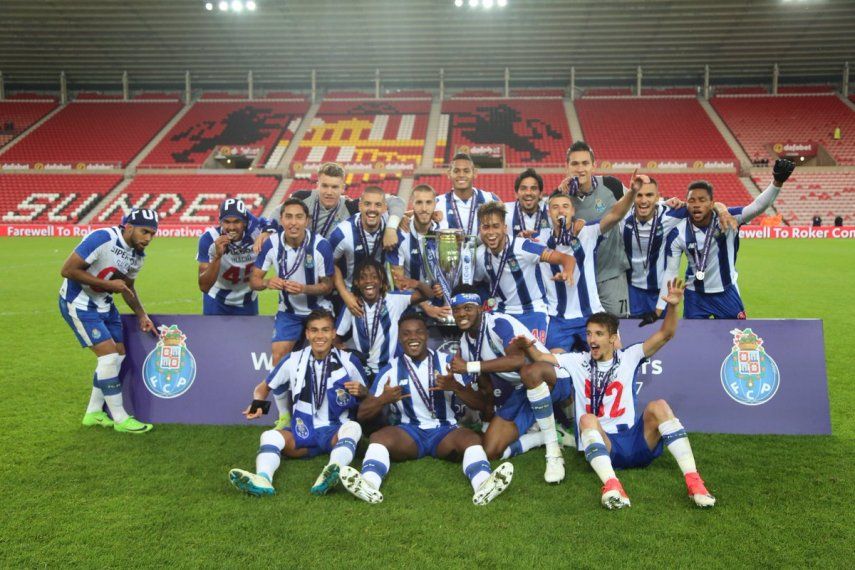 Ismael Díaz campeón con el Porto B en copa internacional