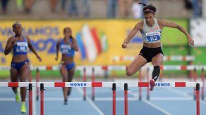 Gianna Woodruff en la final del Mundial de Atletismo 2022