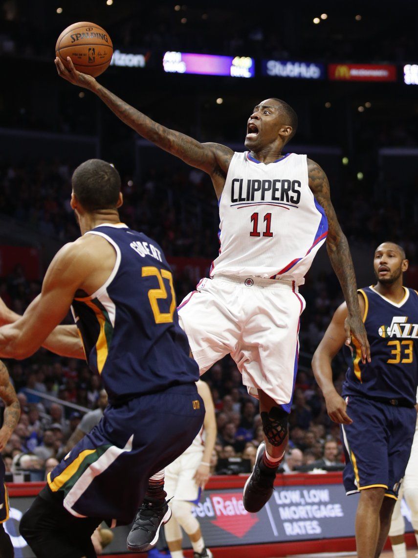 Clippers aseguran pase a playoffs con victoria ante Utah