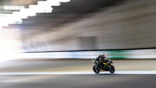 El italiano Bezzechi gana el GP de Japón en Moto3