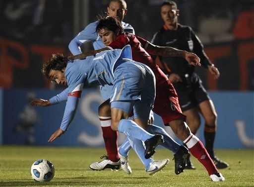América: Peruano Vargas se siente bien para enfrentar a México