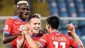 El Napoli vuelve a golear y recupera el liderato de la Serie A