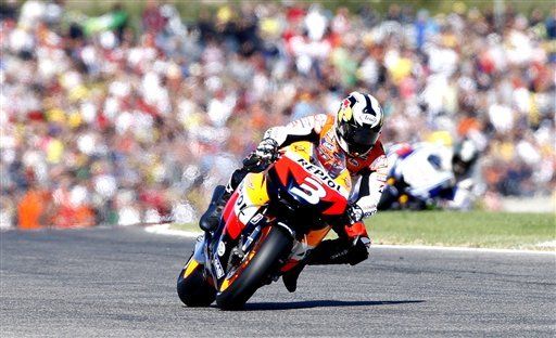 Pedrosa gana última carrera en MotoGP; Rossi campeón