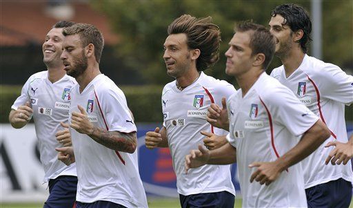 España e Italia tratan de asegurarse el pase a Euro 2012