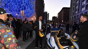 NBA: Tyrese Haliburton llegó en un IndyCar a la apertura del All-Star 2024