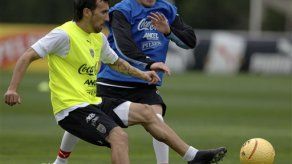 Mundial: Uruguay concentrado y viaja a Colombia el jueves