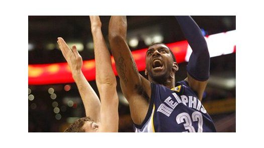 NBA: Grizzlies 128, Suns 103; Mayo anota 25