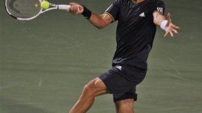 Djokovic avanza en Dubai