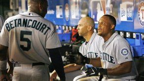 Beltré y Drew batean para el ciclo