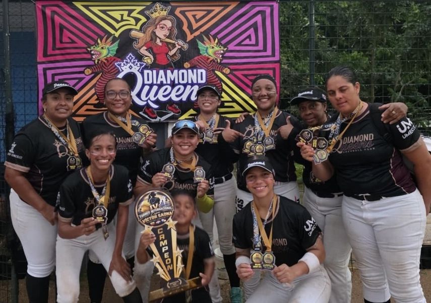 Diamond Queens Panamá se corona en Copa Internacional de sóftbol femenino en Guayaquil