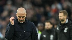 Manchester City pierde ante el Aston Villa y el Arsenal toma el liderato