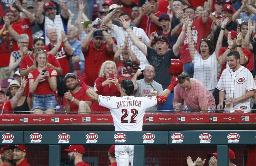 Dietrich pega 3 jonrones y Rojos derrotan 11-6 a Piratas