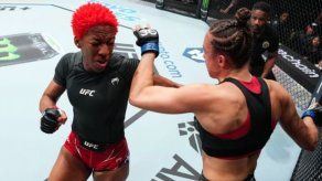 Joselyne Edwards pidió un alto a los insultos tras su último triunfo en la UFC