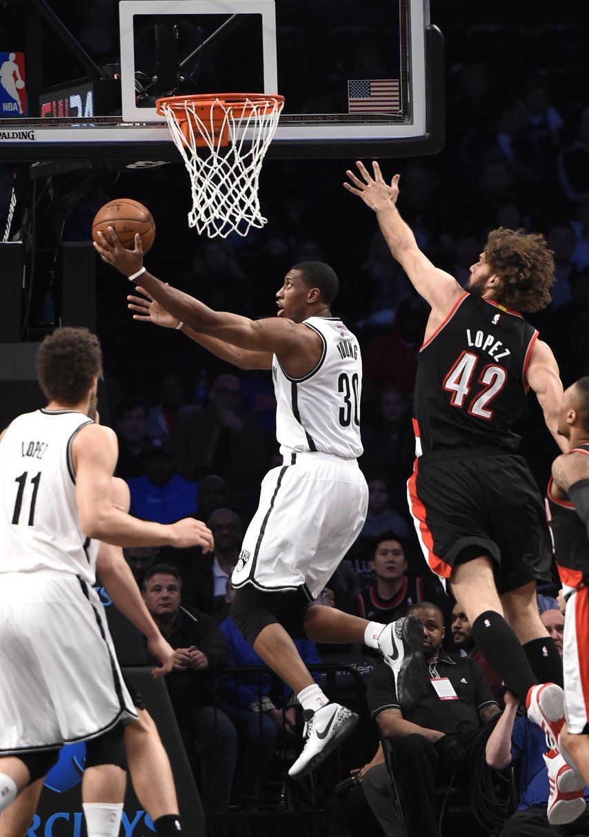 Nets aprovechan ausencias de los Blazers
