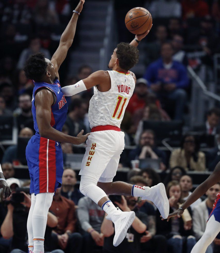 Trae Young anota 38 en triunfo de Hawks sobre Pistons