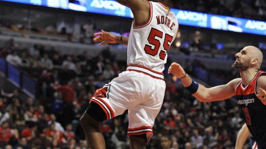 Bulls improvisan y superan a Wizards