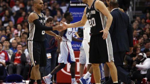 Spurs gana a Lakers, su 11ava victoria consecutiva