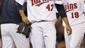 Mellizos pierden primero de la serie y Liriano se topa con pared