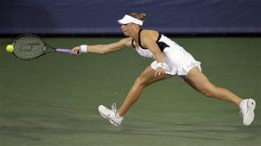 Radwanska y Zvonareva se miden en la final de Carlsbad