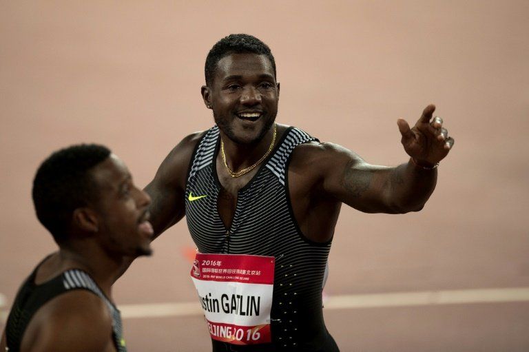 Gatlin baja otra vez de 10 segundos y Kendrick logra mejor marca del año en pértiga