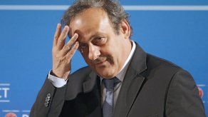 Detienen a Platini en investigación por el Mundial de 2022