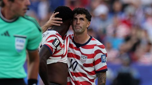 Mundial 2026: Donald Trump reconoce que pidió una revisión a Infantino por la tarjeta roja a Balogun. Mundial 2026: Donald Trump reconoce que pidió una revisión a Infantino por la tarjeta roja a Balogun.