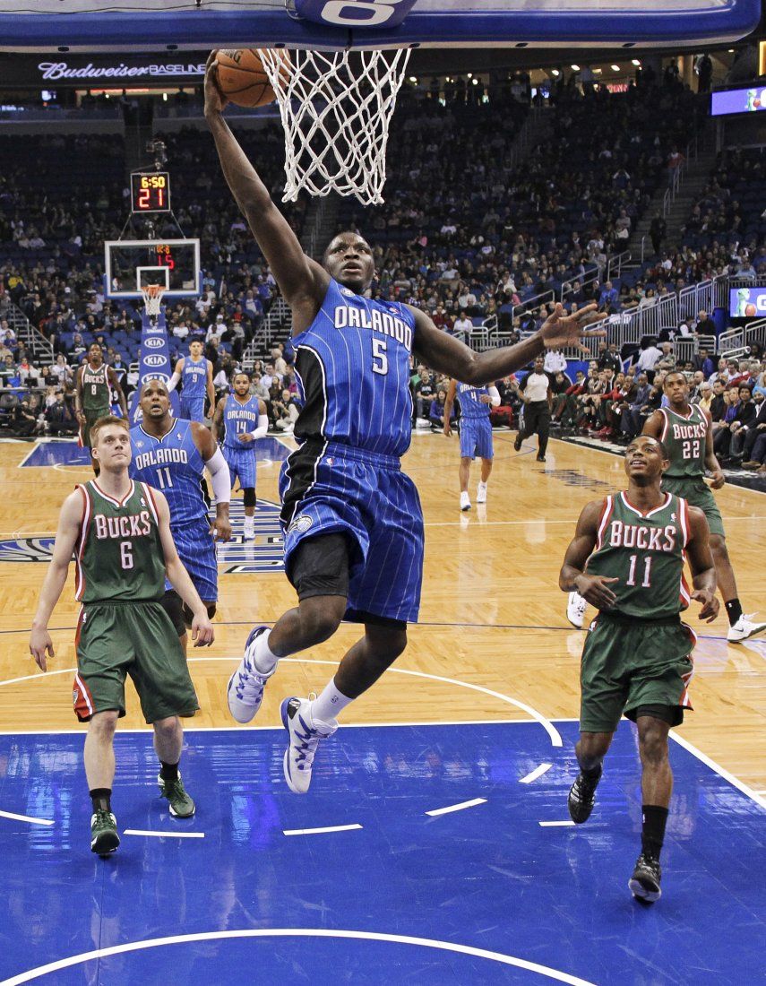 Magic rompe racha perdedora al vencer a Bucks