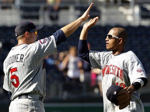 MLB: Mellizos 10, Reales 3; Cuddyer pega 2 jonrones en un inning