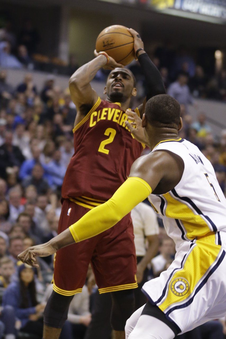 Irving y Cavs consiguen inusitado triunfo en Indiana