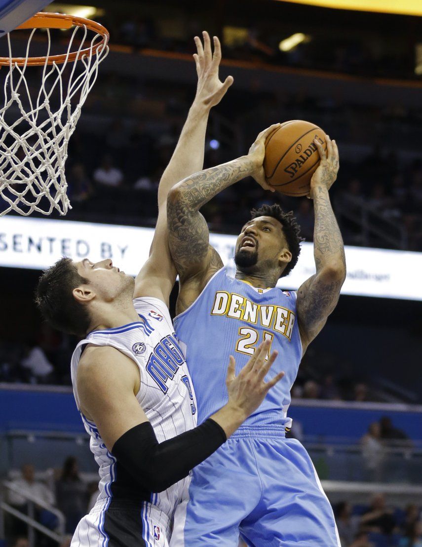 Faried lidera victoria de Nuggets ante Magic