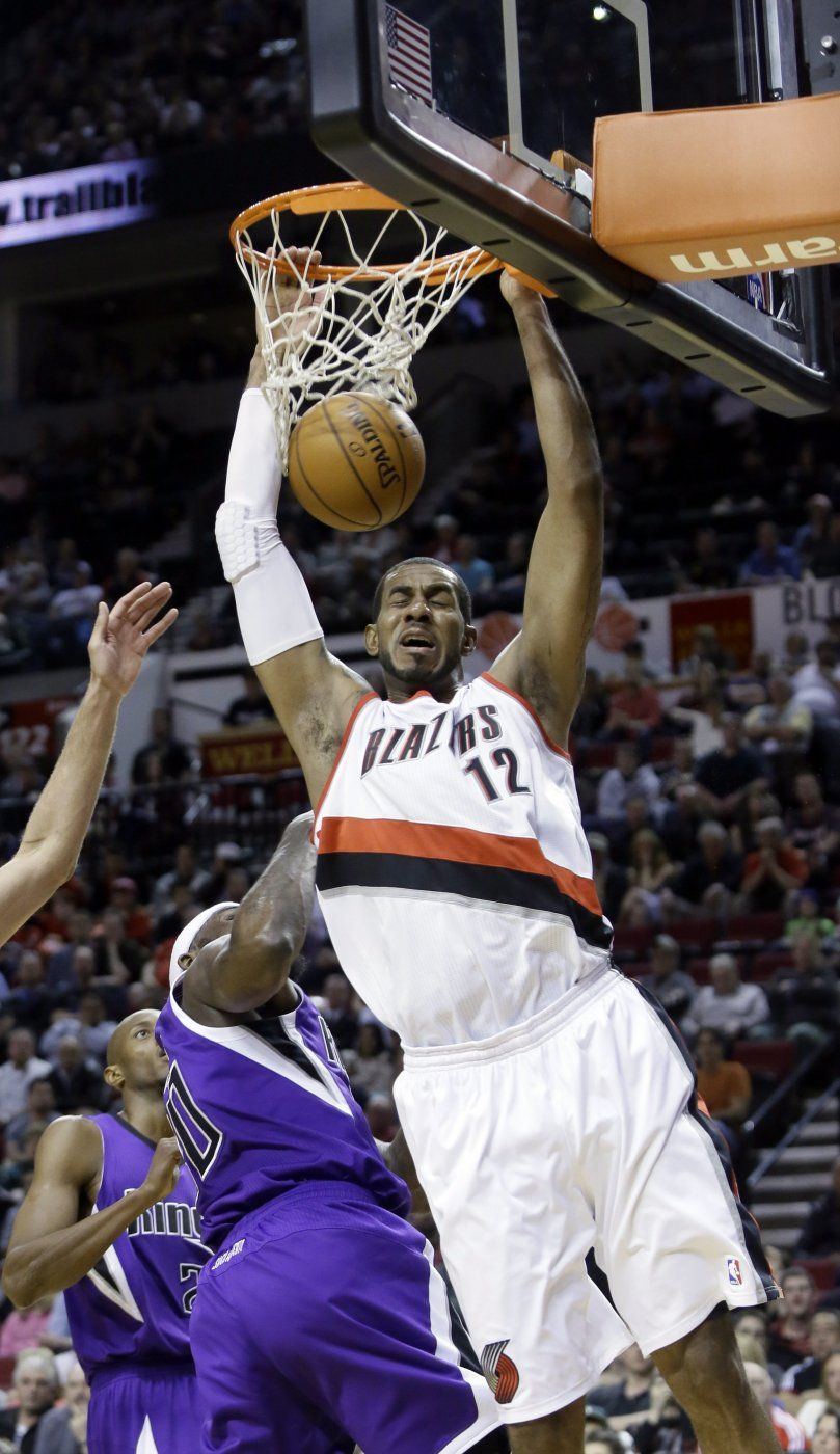 Blazers gana con triple de último minuto de Wright