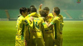 Portugal: Pacos Ferreira vence 2-0 a Estoril y es 6to