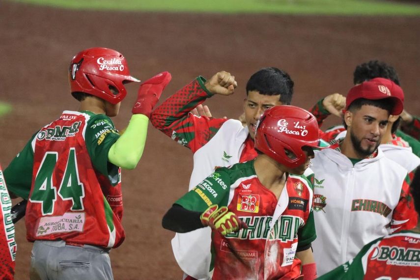 Béisbol Juvenil 2025: Chiriquí pega primero en serie ante Metro