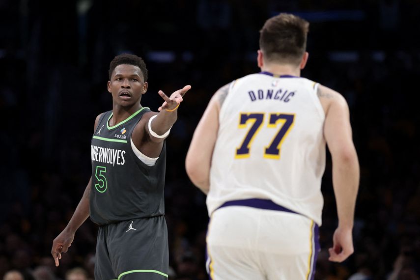 NBA: Timberwolves de Anthony Edwards ganaron a Lakers en inicio de los playoffs